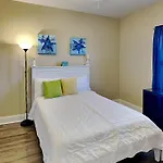 Laketown Wharf #1126