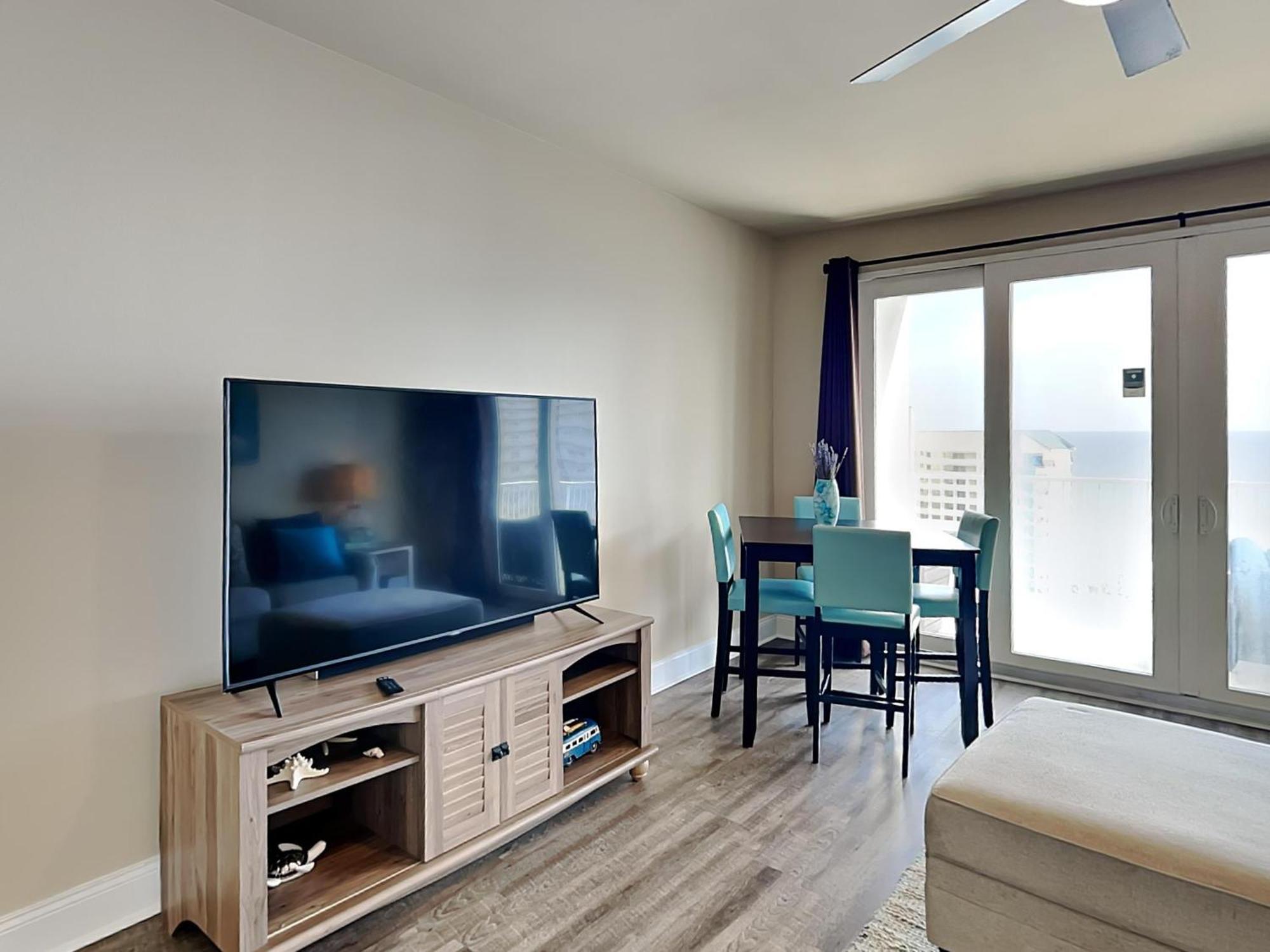 Laketown Wharf #1126 Apartment *